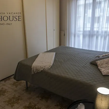 Attico Con Vista Mare Aria Condizionata