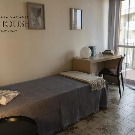 Attico Con Vista Mare Aria Condizionata Apartmán