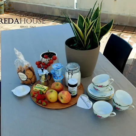 Attico Con Vista Mare Aria Condizionata Apartmán Lido di Fermo