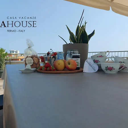 Attico Fronte Mare Terrazza Panoramica Bbq E Aria Condizionata *