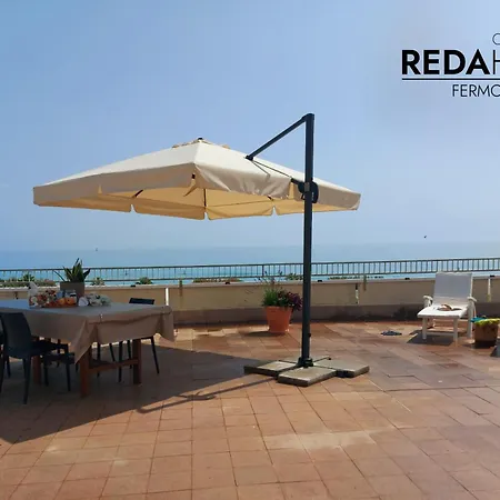 Attico Fronte Mare Terrazza Panoramica Bbq E Aria Condizionata *