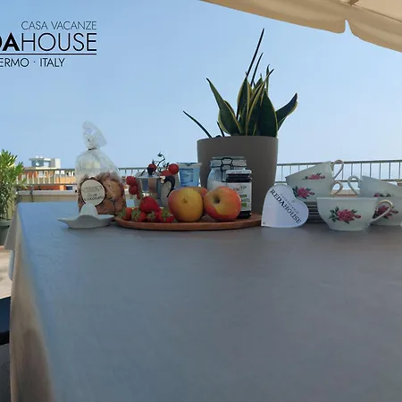 Attico Fronte Mare Terrazza Panoramica Bbq E Aria Condizionata 利多迪费尔莫