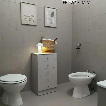 Apartment Attico Fronte Mare Terrazza Panoramica Bbq E Aria Condizionata Lido di Fermo