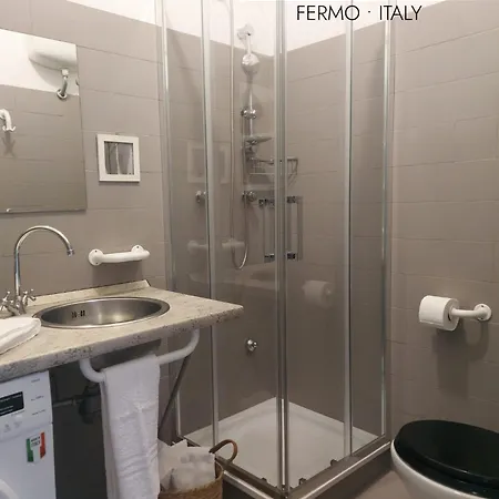 Attico Fronte Mare Terrazza Panoramica Bbq E Aria Condizionata *