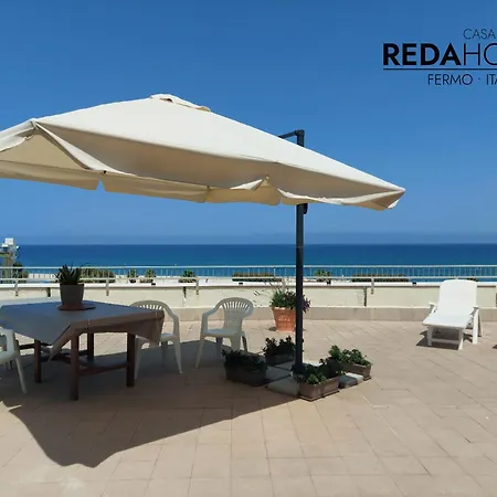 公寓 Attico Fronte Mare Terrazza Panoramica Bbq E Aria Condizionata