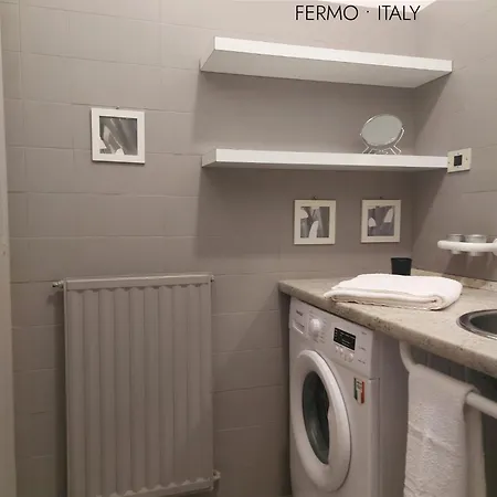 Attico Fronte Mare Terrazza Panoramica Bbq E Aria Condizionata Apartment Lido di Fermo